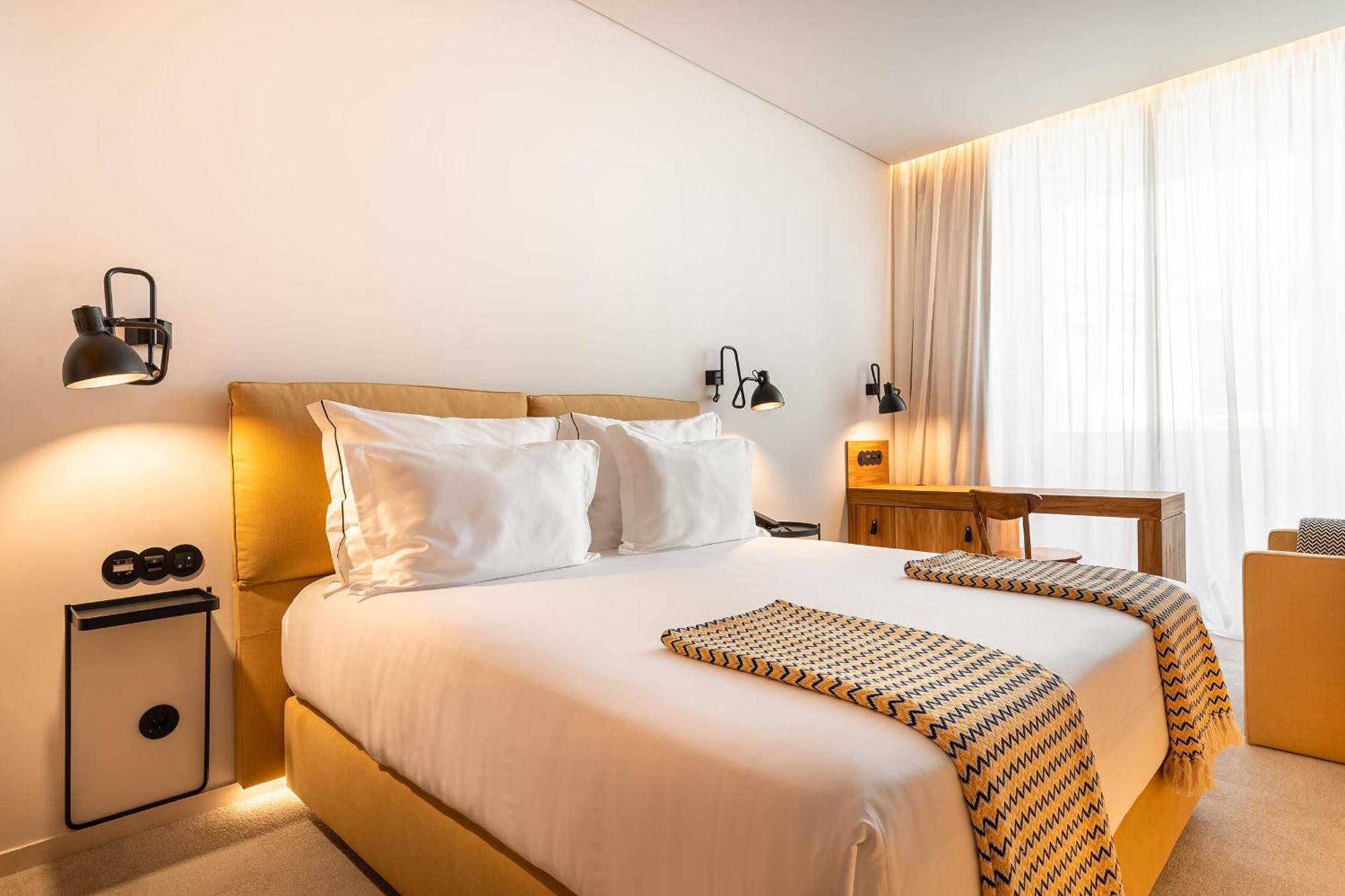 Standard Double or Twin Room,1154840880:JPEG
