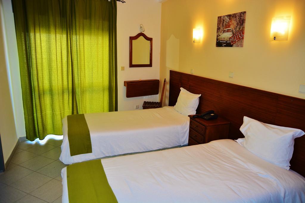 Quarto Twin
